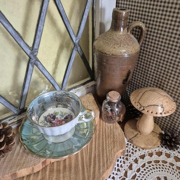 SHAFFORD Vintage Porcelain 3 Feet Cup & Saucer - Turquoise, Gold & Purple - Picture 3 of 8